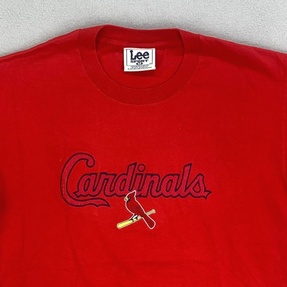 VTG St Louis Cardinals T-Shirt Mens Medium Red Lee Sport Embroidered Logo Tee